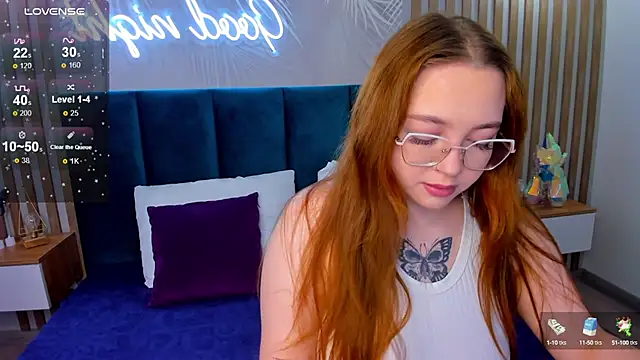 Snapshot of Emma_adorablle chatting on January 27, 2025, 1:37 am Emma adorablle online show from January 27, 2025, 1:37 am