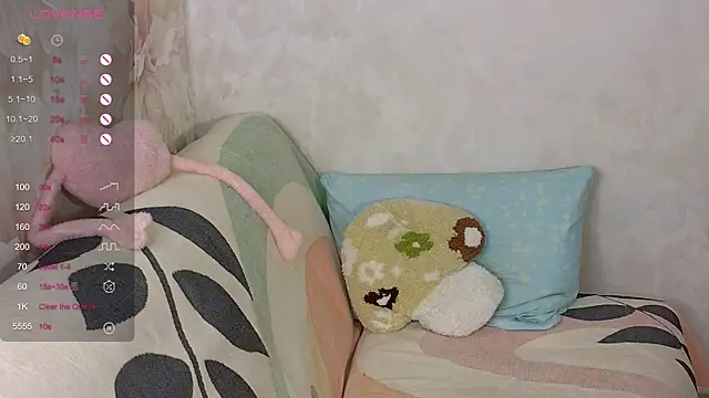 TrissMerigold9 online show from November 30, 2025, 8:26 am