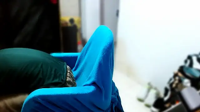 deividcloud36 online show from October 30, 2025, 8:28 pm