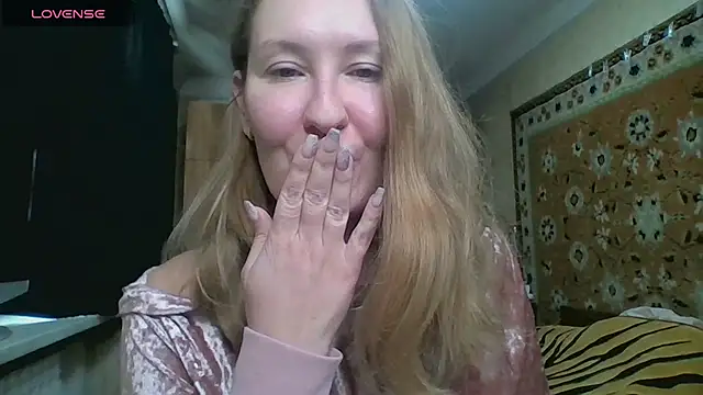 AnnaXLovers online show from October 15, 2025, 9:50 am