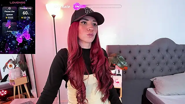 Snapshot of LILA_ELLIOT chatting on September 29, 2025, 7:52 pm LILA ELLIOT online show from September 29, 2025, 7:52 pm