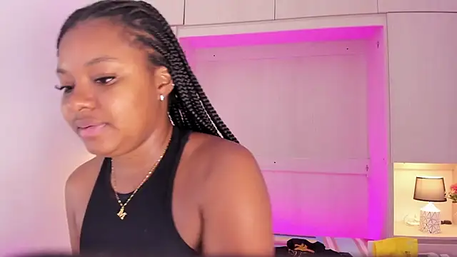 tamaraa smiith online show from March 6, 2025, 1:46 pm