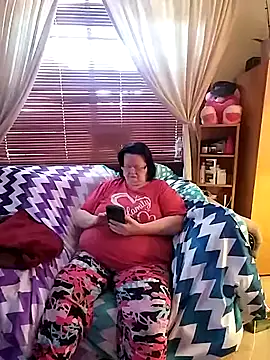 Bayou Woman68 online show from July 28, 2026, 2:13 pm