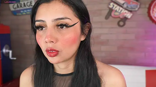 miss lizith online show from June 20, 2026, 11:04 am