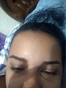  Miaaleon online show from October 24, 2025, 9:19 am