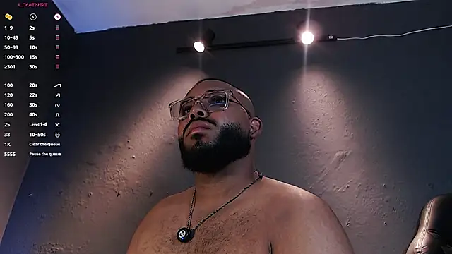 DilanJonnes  online show from March 3, 2026, 6:48 pm