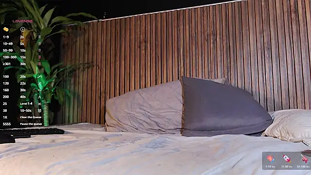 DilanJonnes  online show from November 10, 2025, 2:05 am