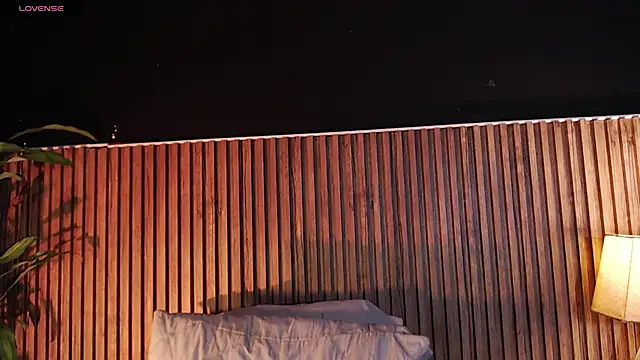 DilanJonnes  online show from October 19, 2025, 12:13 am