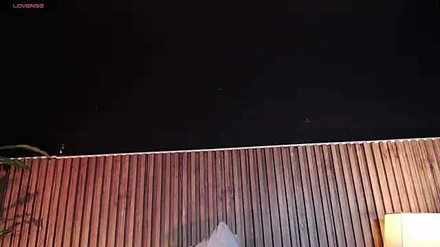 DilanJonnes  online show from October 31, 2025, 12:29 am