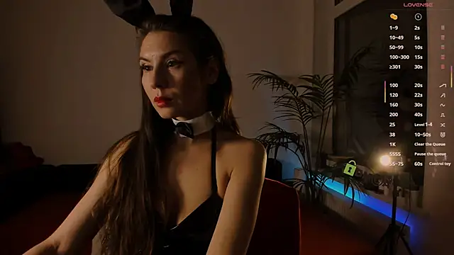 miraculousmira online show from November 19, 2025, 2:39 pm