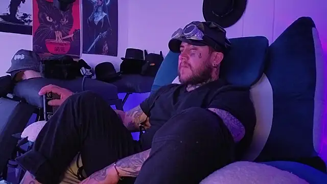 Ash gusbig online show from February 5, 2026, 3:02 am