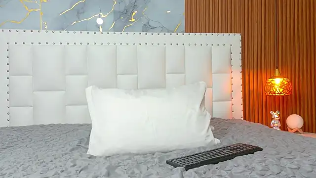 indianschoolgirl online show from March 21, 2025, 10:50 pm