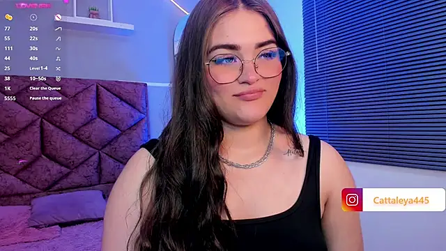 Snapshot of cattaleya___ chatting on February 28, 2025, 3:26 am cattaleya online show from February 28, 2025, 3:26 am