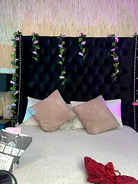 AshleeyPrincess online show from December 2, 2025, 12:07 pm