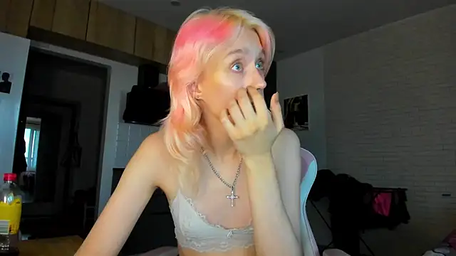  Alice Kitty online show from July 14, 2026, 6:03 pm
