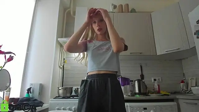  Alice Kitty online show from February 9, 2025, 12:30 pm