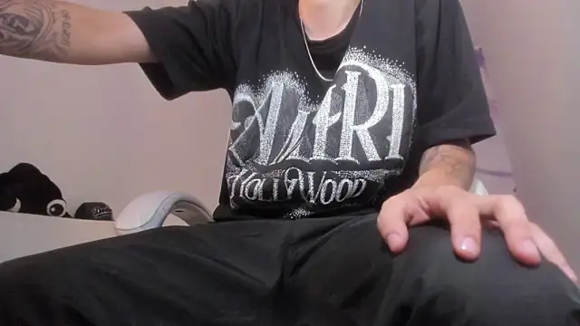 FrannBoy online show from February 16, 2026, 4:11 am