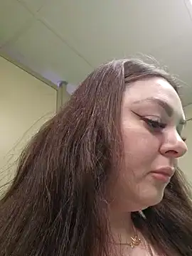 Britishbella online show from February 2, 2025, 9:23 pm