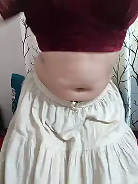 Brown Maxi online show from February 2, 2025, 9:40 am