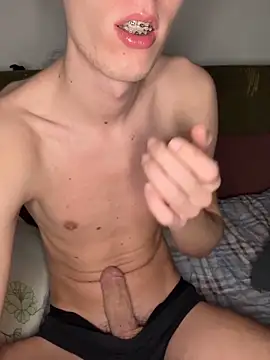 alexyourboy online show from February 24, 2026, 10:54 pm