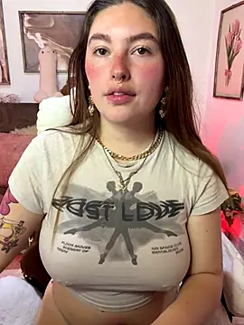 Snapshot of aaaaamy_1 chatting on October 9, 2025, 9:59 pm aaaaamy 1 online show from October 9, 2025, 9:59 pm