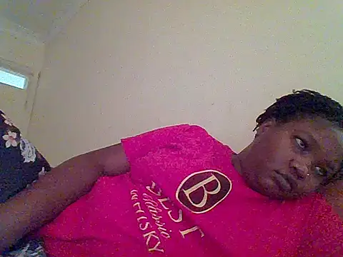 Snapshot of sweetymummy chatting on September 9, 2025, 6:34 am sweetymummy online show from September 9, 2025, 6:34 am