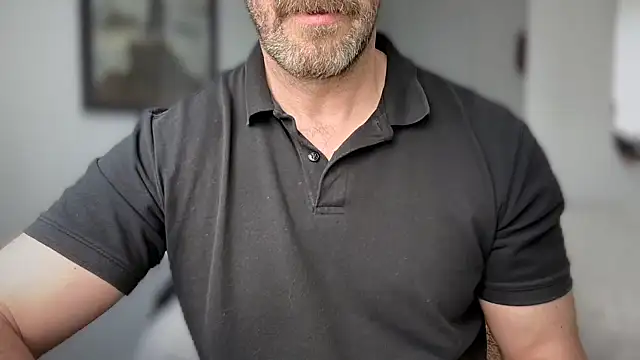 Mr Beef online show from April 14, 2026, 11:48 am