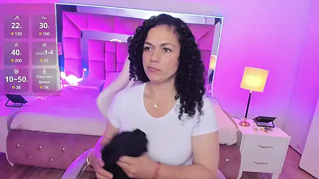 Aliciia cute1 online show from March 14, 2025, 11:43 pm