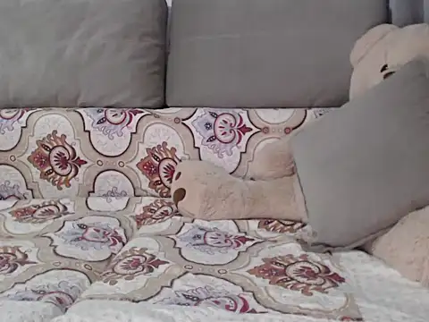  JustmeHere  online show from October 29, 2025, 6:29 pm