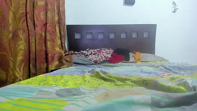 Brenda Smith69 online show from March 4, 2026, 9:55 pm