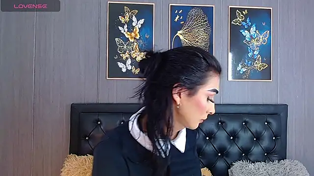 Snapshot of Evelynn_sex_ chatting on February 14, 2025, 1:40 pm Evelynn sex online show from February 14, 2025, 1:40 pm