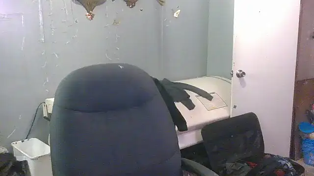 Lisalovely6981 online show from March 18, 2025, 10:07 am