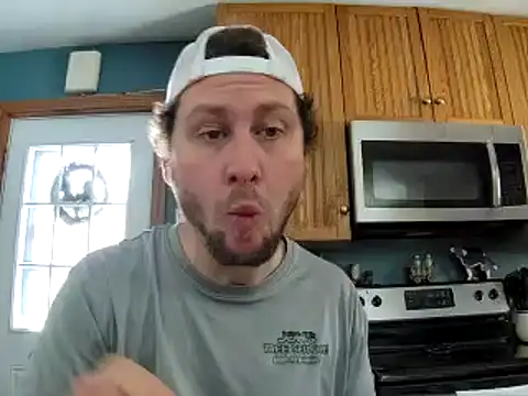 Snapshot of Seymour93 chatting on February 11, 2025, 4:02 pm Seymour93 online show from February 11, 2025, 4:02 pm