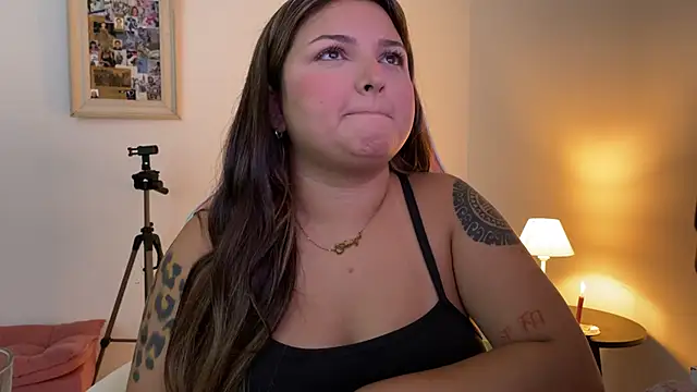 Snapshot of SweetPaige_ chatting on February 1, 2026, 6:06 pm SweetPaige online show from February 1, 2026, 6:06 pm