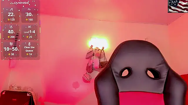 Snapshot of naomy__xx chatting on February 27, 2026, 4:12 am naomy xx online show from February 27, 2026, 4:12 am