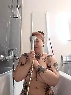 divine eve online show from January 8, 2026, 5:52 pm