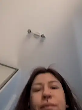 divine eve online show from November 8, 2025, 1:14 pm