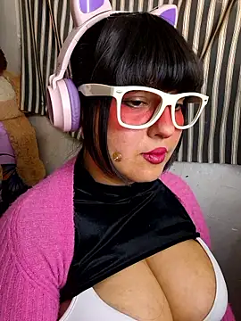 Derry Cooper online show from January 8, 2026, 11:44 pm