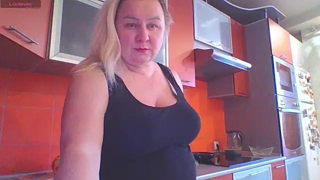 mira robinsonnn online show from February 15, 2026, 11:09 am