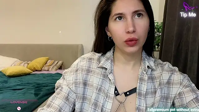 marrycolins online show from February 4, 2026, 2:50 am