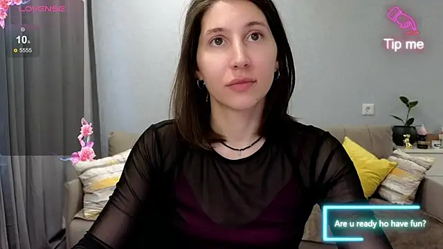 Snapshot of marrycolins chatting on March 21, 2025, 10:06 am marrycolins online show from March 21, 2025, 10:06 am