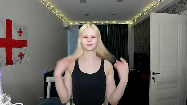 sashakiss99 online show from February 21, 2025, 12:27 pm