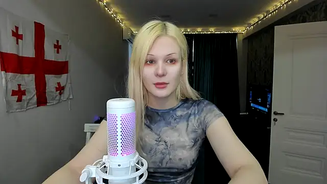 sashakiss99 online show from February 24, 2025, 10:04 am