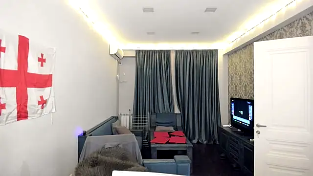 sashakiss99 online show from February 23, 2025, 8:33 pm