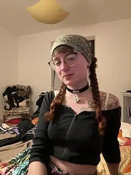 Snapshot of _foxygirl_ chatting on February 7, 2025, 6:34 pm foxygirl online show from February 7, 2025, 6:34 pm