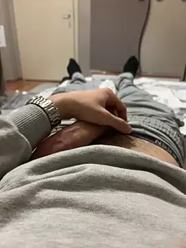 mertkaan27 online show from February 9, 2026, 10:08 pm