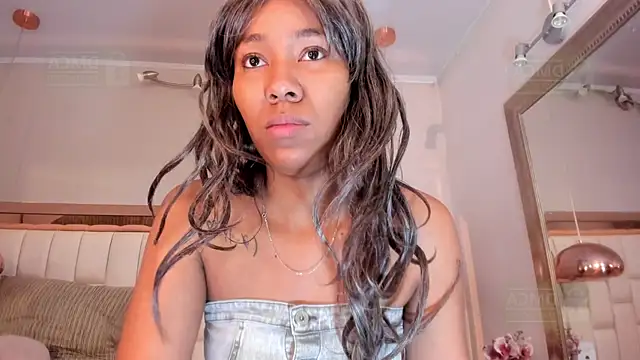 Snapshot of Mikeyla-Russo chatting on September 27, 2025, 2:23 pm Mikeyla-Russo online show from September 27, 2025, 2:23 pm