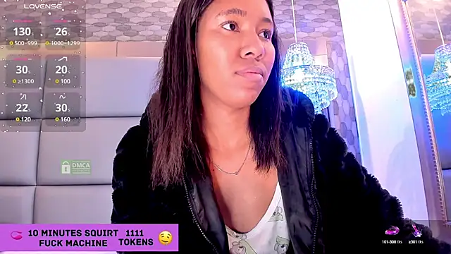Snapshot of Mikeyla-Russo chatting on February 7, 2025, 9:04 pm Mikeyla-Russo online show from February 7, 2025, 9:04 pm