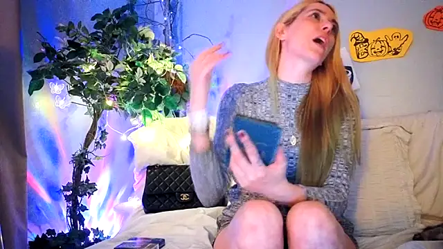 CanadianBeaver6969 online show from October 17, 2025, 9:56 am