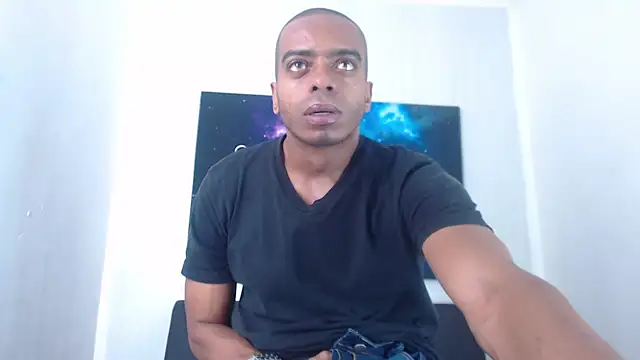 Snapshot of eric_latino chatting on October 8, 2025, 4:03 am eric latino online show from October 8, 2025, 4:03 am